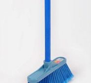 Broom GP05 Eterna Especial Straight Broom with Long Wooden Handle, Indoor and Outdoor Use, Easy Assemble. Ideal for Home, Kitchen, Room, Office, Lobby, Patio, Garage, Sweeping Pet Hair, and More – GP05